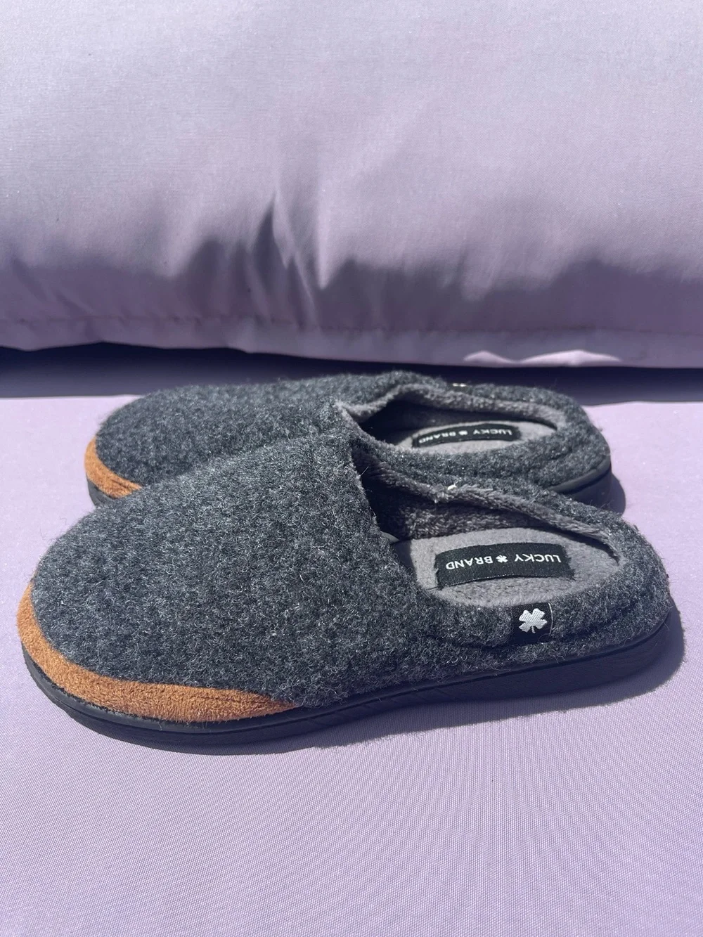 Lucky Brand Boy's Fleece Clog Micro Suede Tab Slippers in Charcoal Size 13/1